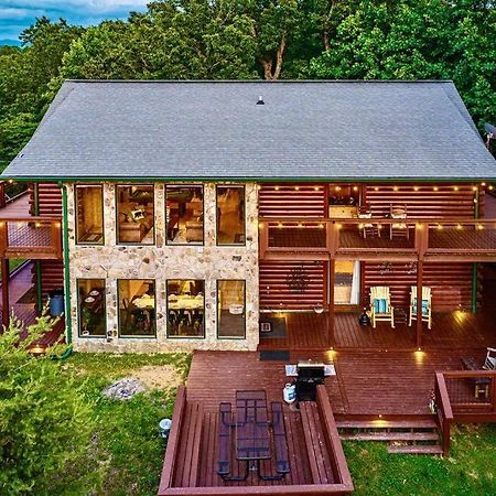 Panorama Mountain View Cabin, Less Than 10 Miles From Gatlinburg And Dollywood, Dog Friendly, 6 Bedrooms Sleeps 17, Fire Pit, Hottub, Washer Dryer, Fully Loaded Kitchen, Gameroom With A Tv, Pool Table, Arcade, Air Hockey, And Foosball Sevierville Exterior foto